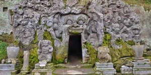 Read more about the article Goa Gajah Temple