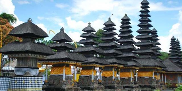 You are currently viewing Taman Ayun Temple